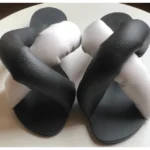 Rasteira Máxima Pillow Cruzada Preto e Branco